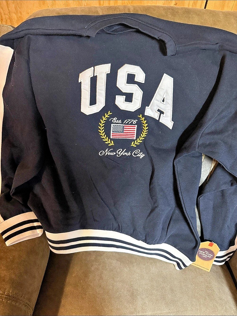 New York Popular USA XL Men’s or Women’s Varsity Hoodie in Blue & White NWT
